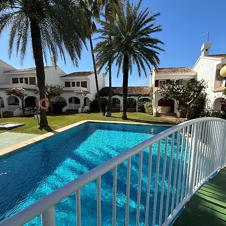 L'escala Апартаменты *